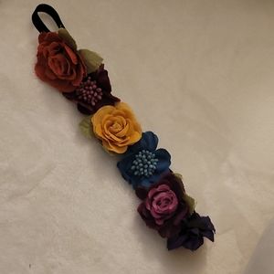 Headband with multicolor flower